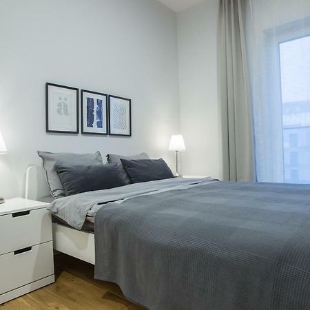 Bright 1Bd Apartment In Old Town By Hostlovers Kaunas Buitenkant foto